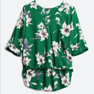 West Kei Blouse Floral Green Print Size Medium